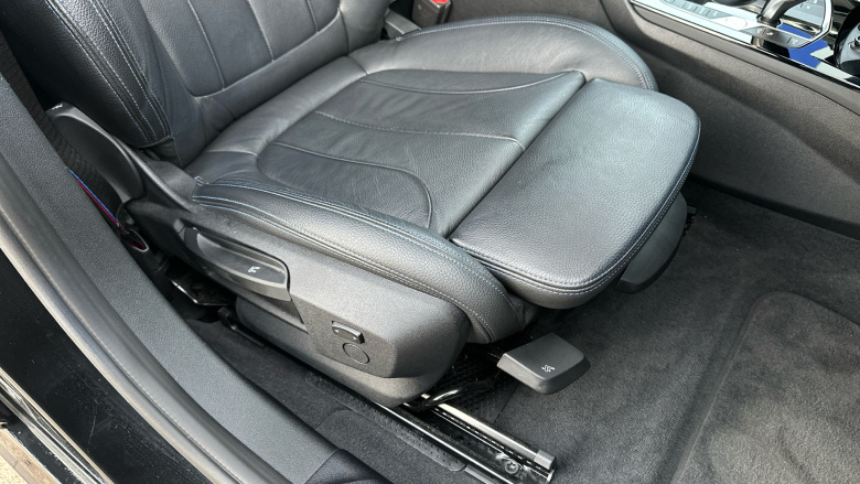 BMW 1 Series 116d M Sport 5dr Step Auto [Live Cockpit Pro] Diesel Hatchback